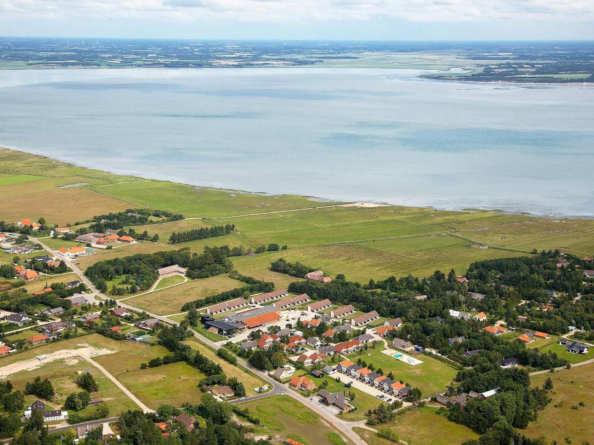 6 Person Holiday Home On A Holiday Park In Bl Vand Blåvand Zewnętrze zdjęcie